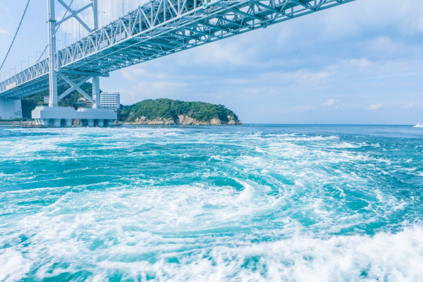 うずしお観潮船